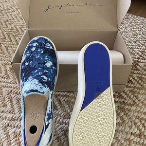 BNIB Rothy’s Butcher’s Daughter Shibori Sneaker
